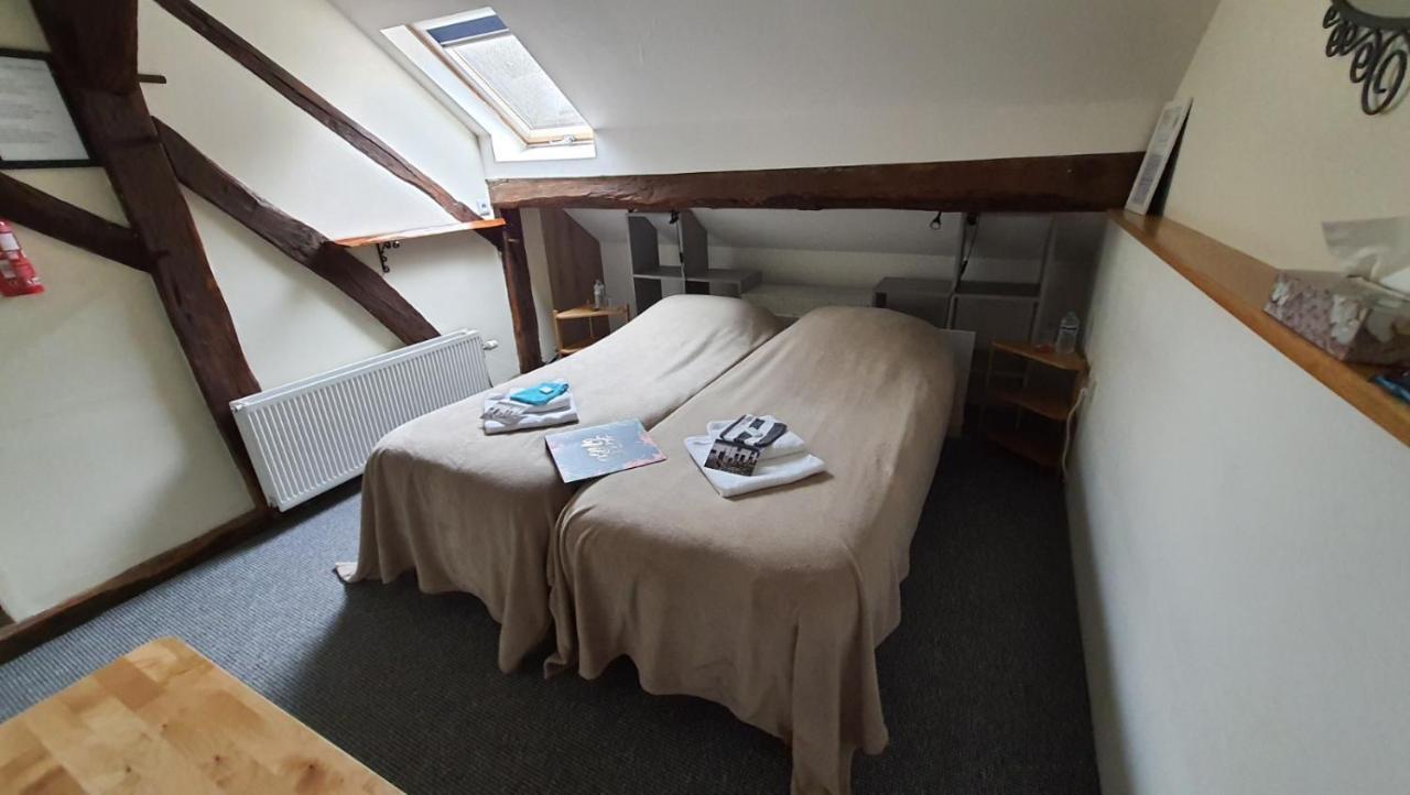 Bed and Breakfast La Fermette Blanche Nadrin Екстер'єр фото