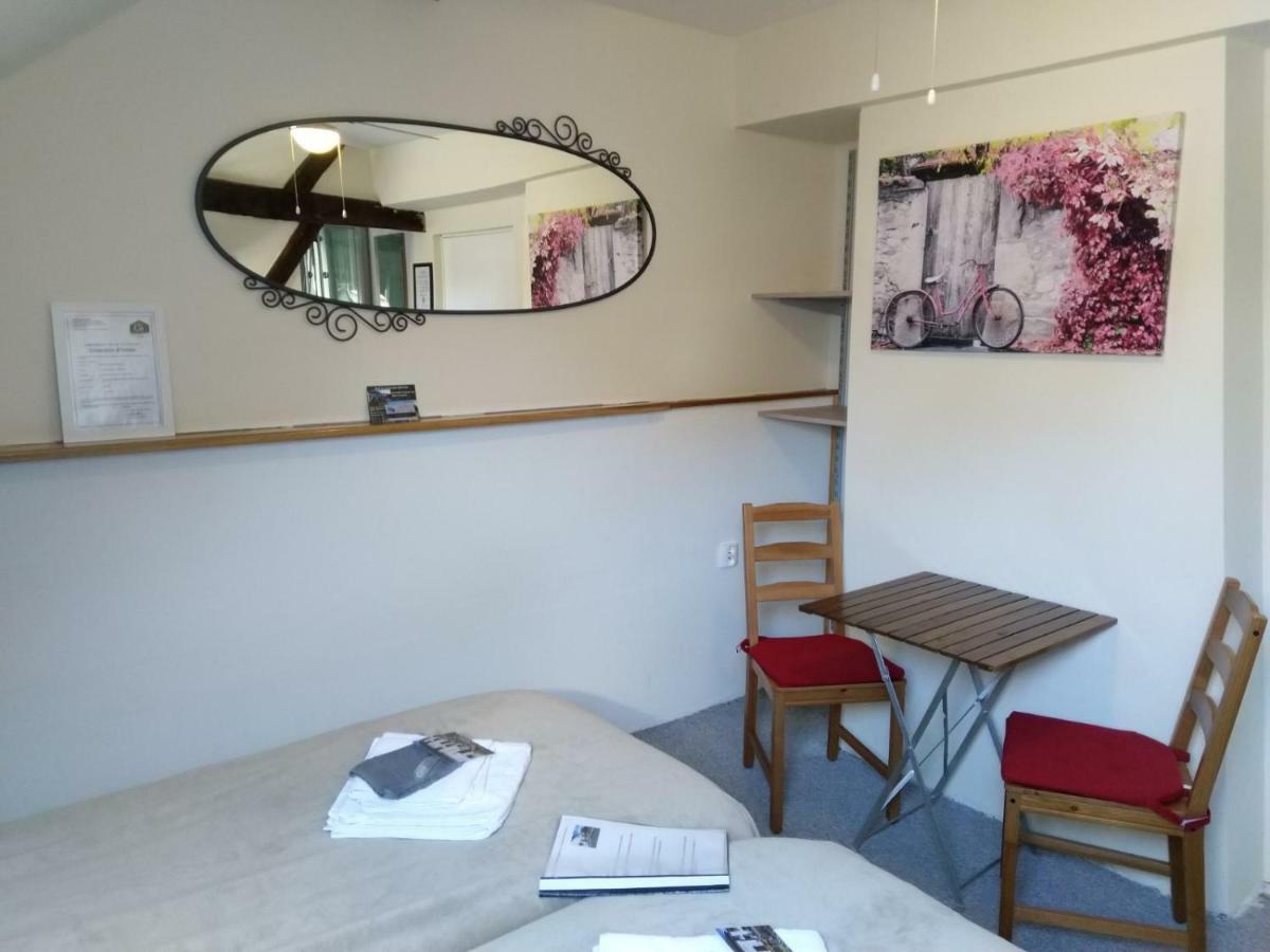 Bed and Breakfast La Fermette Blanche Nadrin Екстер'єр фото